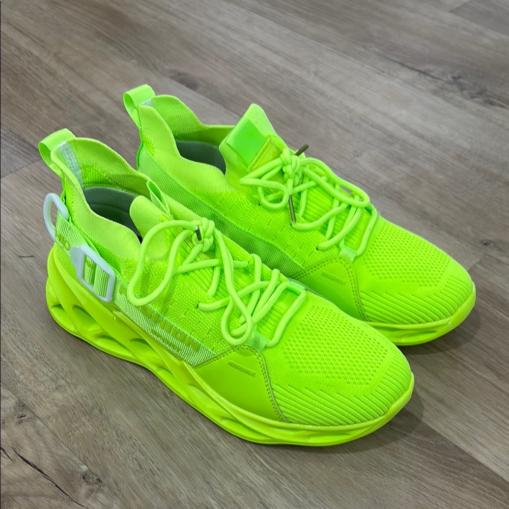 NEW Men’s Bright Green Slip On Knit Sneakers